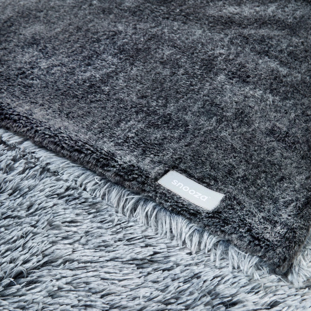 Snooza Calming Reversible Cuddler Blanket in Chinchilla & Silver Fox - Soothing and Warming - Two Sizes